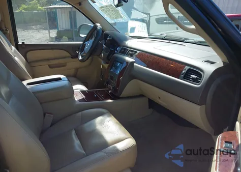 2011 Chevrolet Suburban 1500 Ltz из США, поврежденный, VIN 1GNSKKE39BR332865